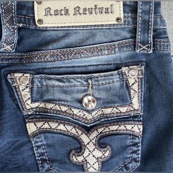 Rock Revival Denim - NWOT Rock Revival Jeans Style Caress
Size 28
